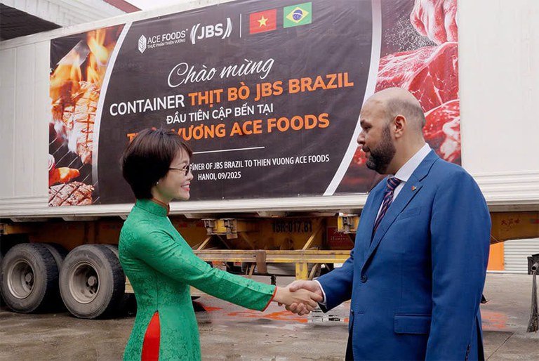O Transporte das 27 toneladas de carne bovina do Brasil, a logística para o mercado vietnamita